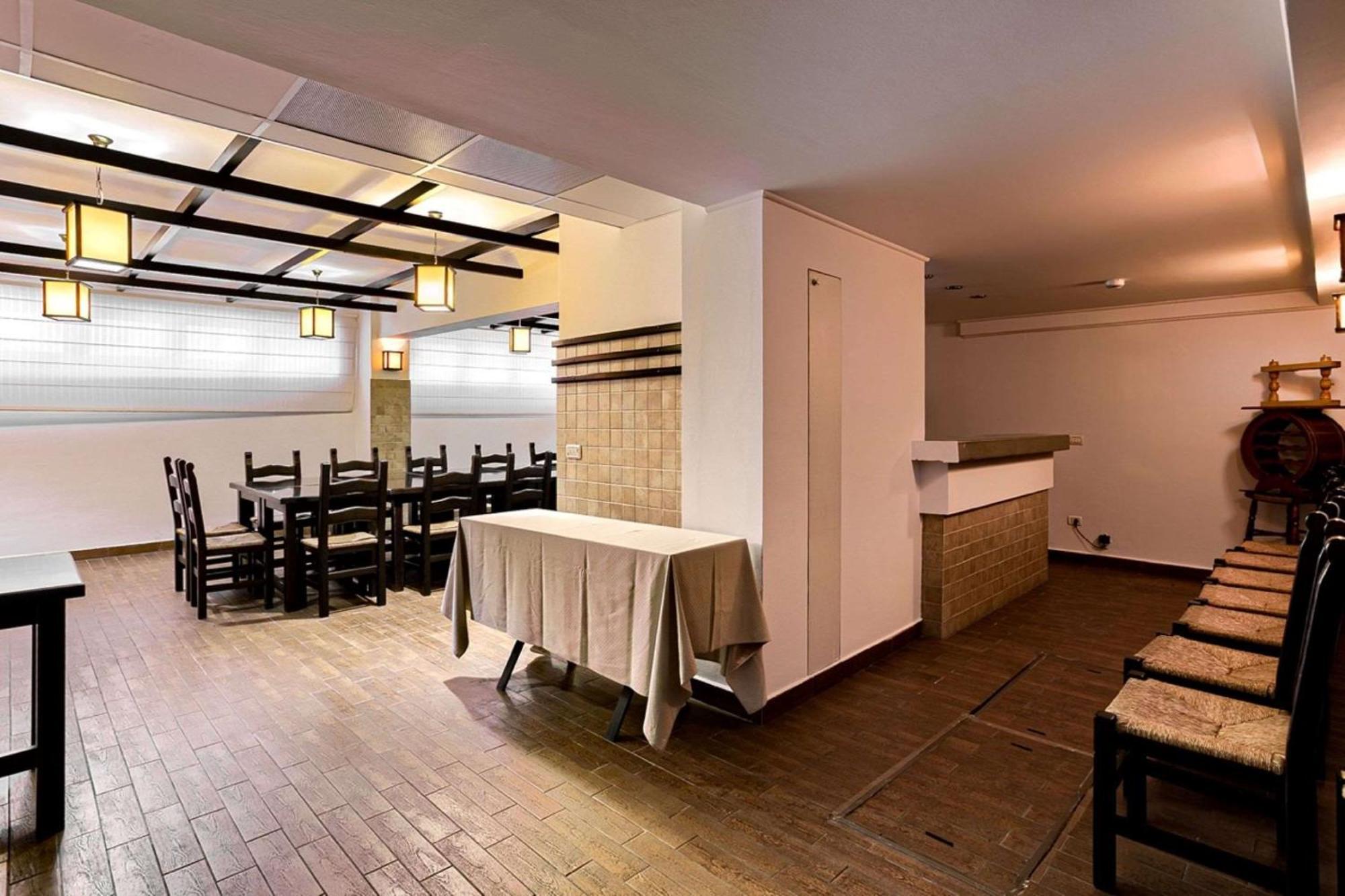 Best Western Central Hotel Арад Экстерьер фото