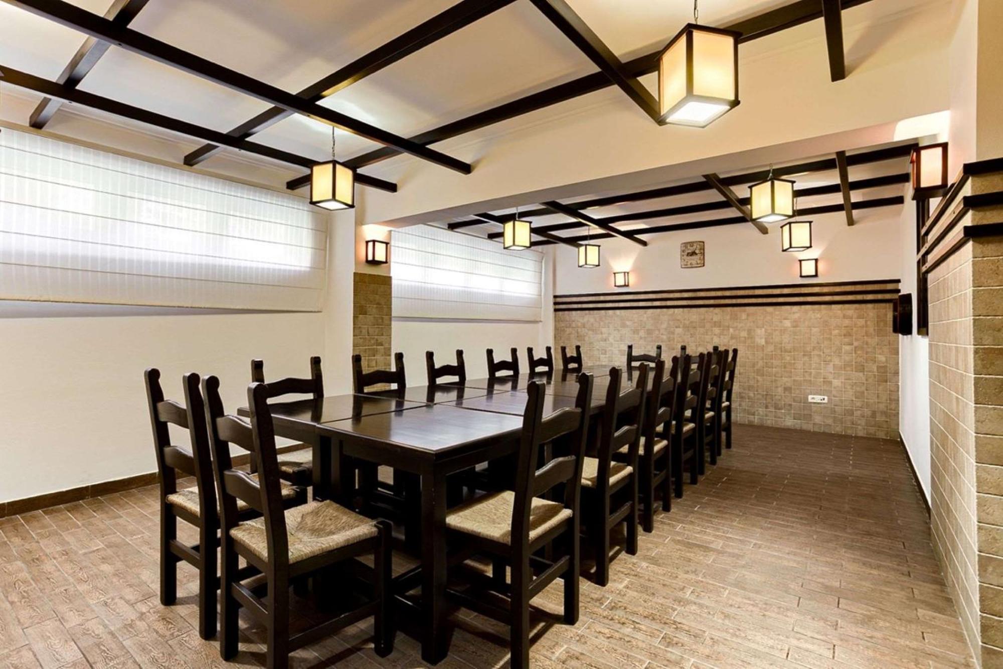 Best Western Central Hotel Арад Экстерьер фото