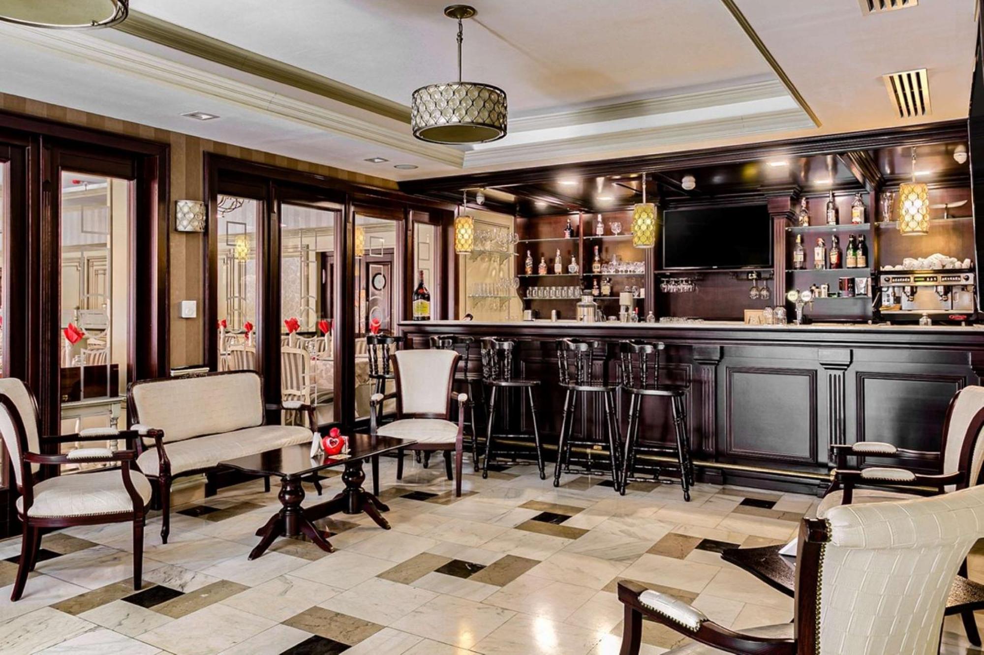 Best Western Central Hotel Арад Экстерьер фото