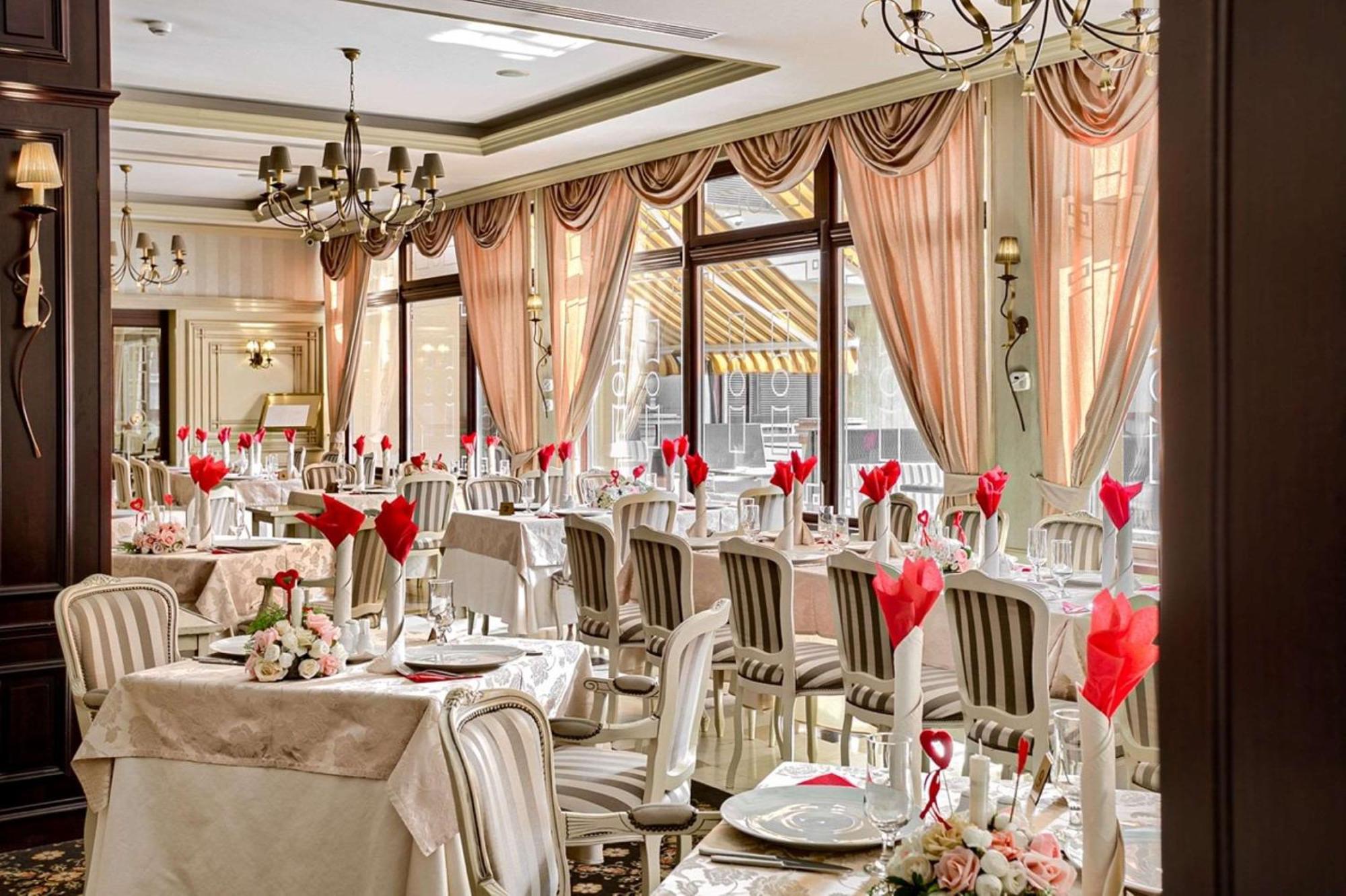 Best Western Central Hotel Арад Экстерьер фото