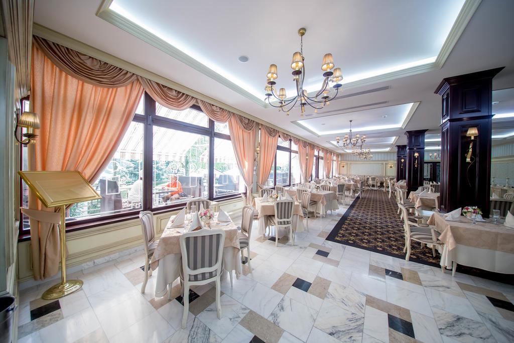 Best Western Central Hotel Арад Экстерьер фото