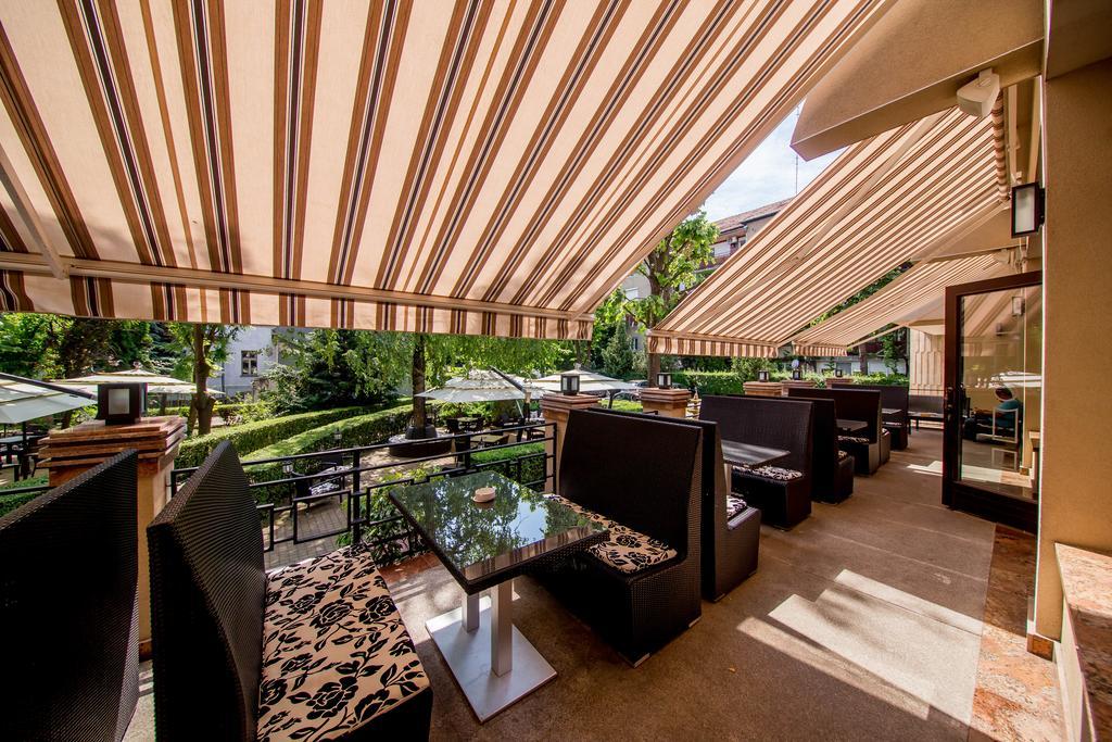 Best Western Central Hotel Арад Экстерьер фото