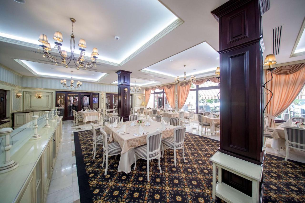 Best Western Central Hotel Арад Экстерьер фото